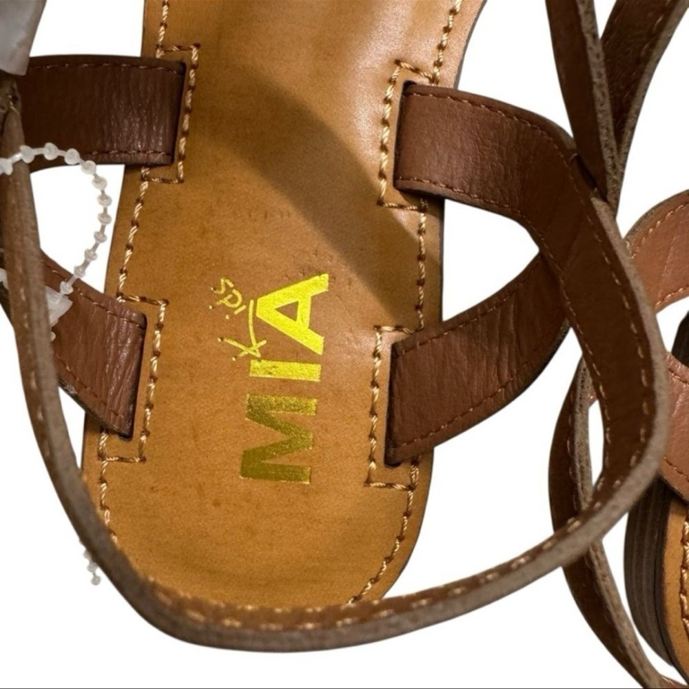 Mia Kids Annae Girl's Sandals T-Strap Cognac Brush Brown size 5 NEW - Picture 9 of 10